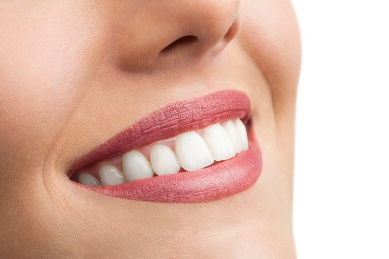 7 Simple Ways to Keep Your Teeth Strong and White