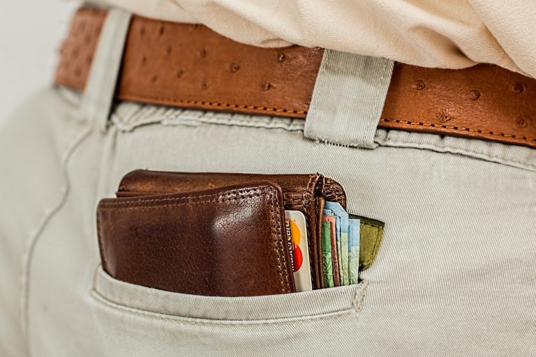 how many credit cards should you have