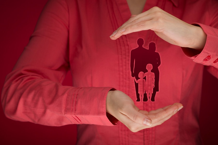 Importance of Life Insurance Policy During a Recession - Insurdinary